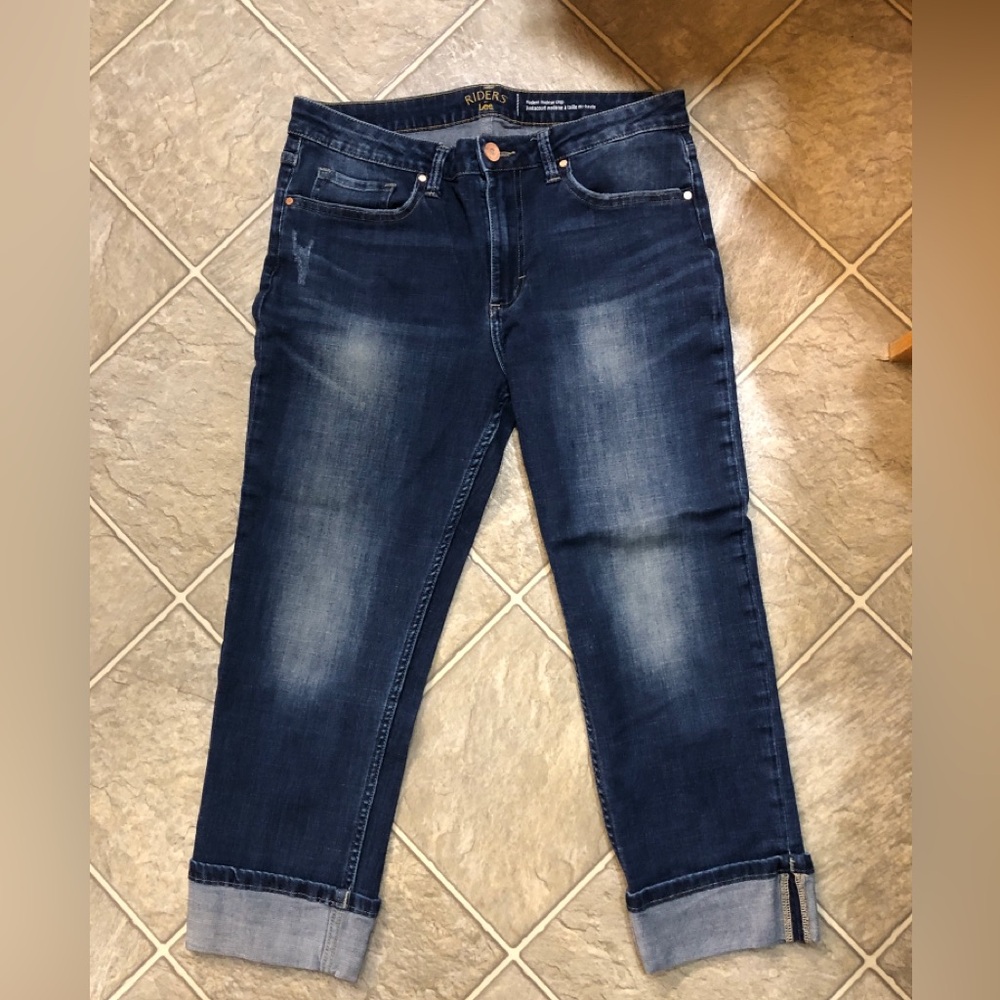 EUC Women’s Riders by LEE Jeans with Cuff